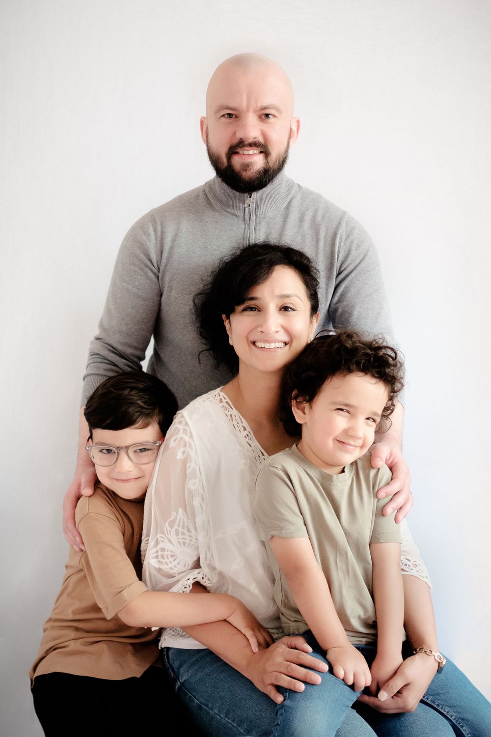 Manchester Cheshire maternity baby children family photo session Cozimoment portraits studio