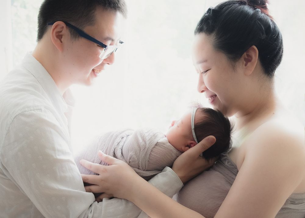 Manchester Cheshire maternity baby children family photo session Cozimoment portraits studio