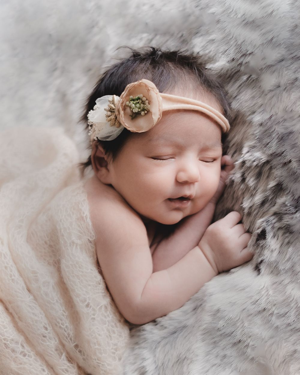 Manchester Cheshire maternity baby children family photo session Cozimoment portraits studio