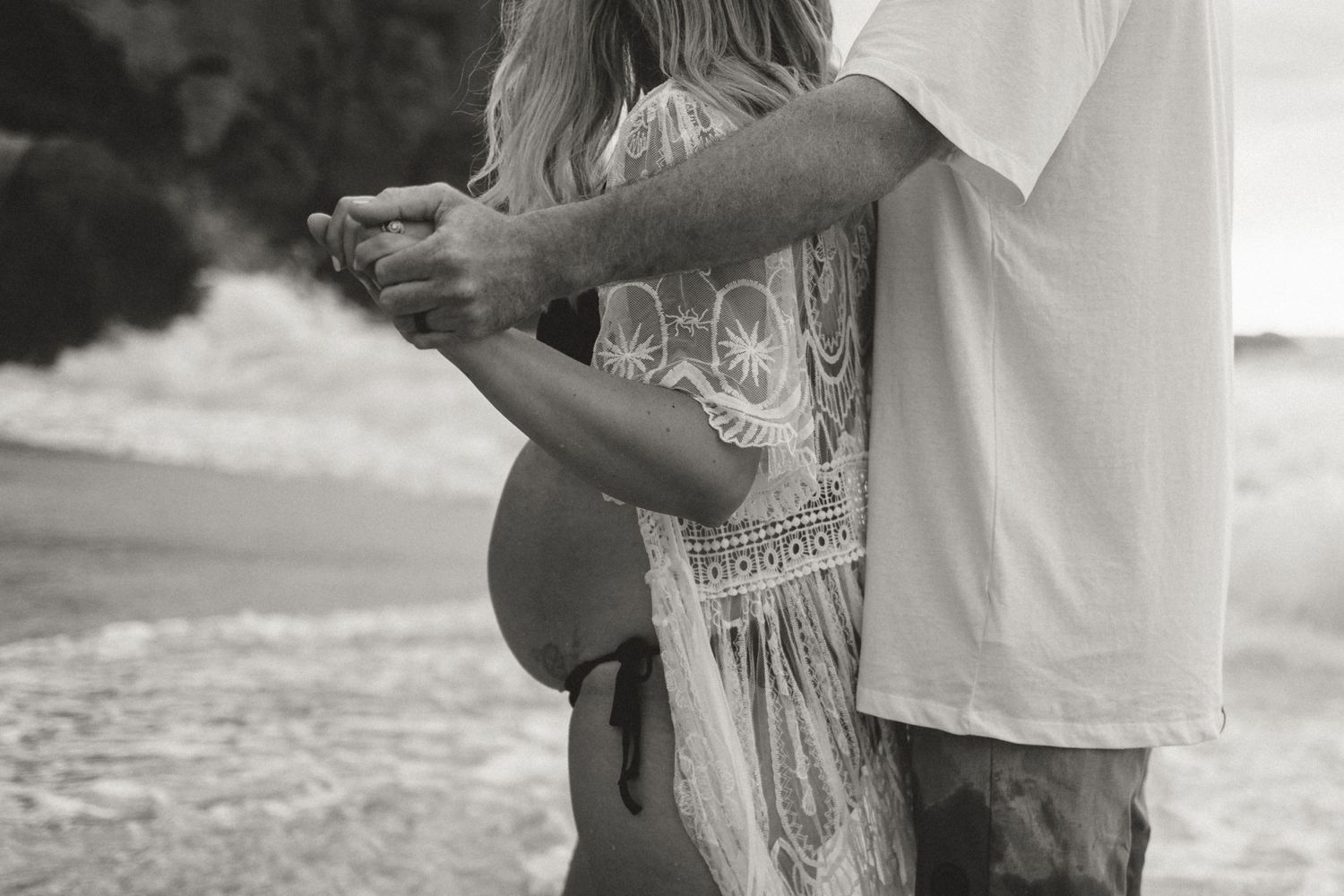 Maternity Photoshoot at sunset on the lake beach, Lake Macquarie, Newcastle, Hunter Valley, New South Wales