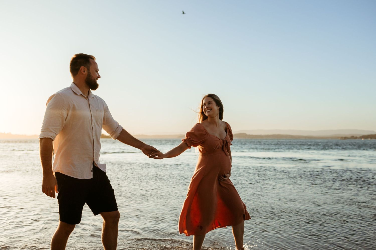 Couple maternity photoshoot on the lake Lake Macquarie, Newcastle, Hunter Valley, New South Wales