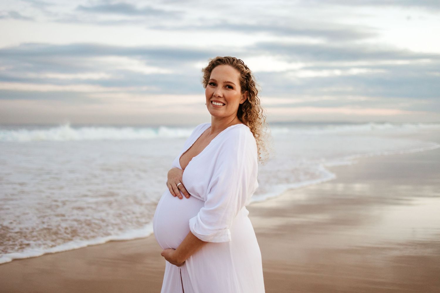 Pregnant Mum Maternity Photoshoot at sunset on the beach, Lake Macquarie, Newcastle, Hunter Valley, New South Wales