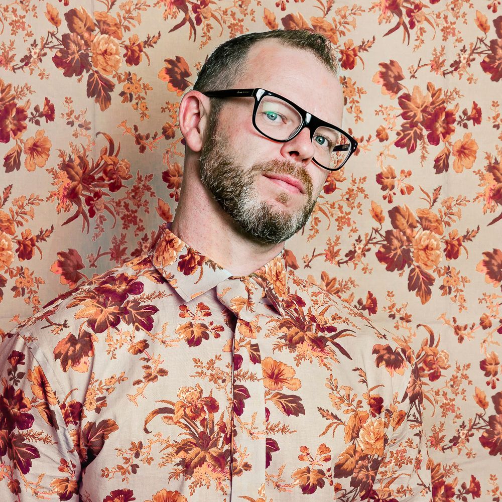 corporate portraiture headshots airbnb actor acting modeling model look book lookbook, content creating