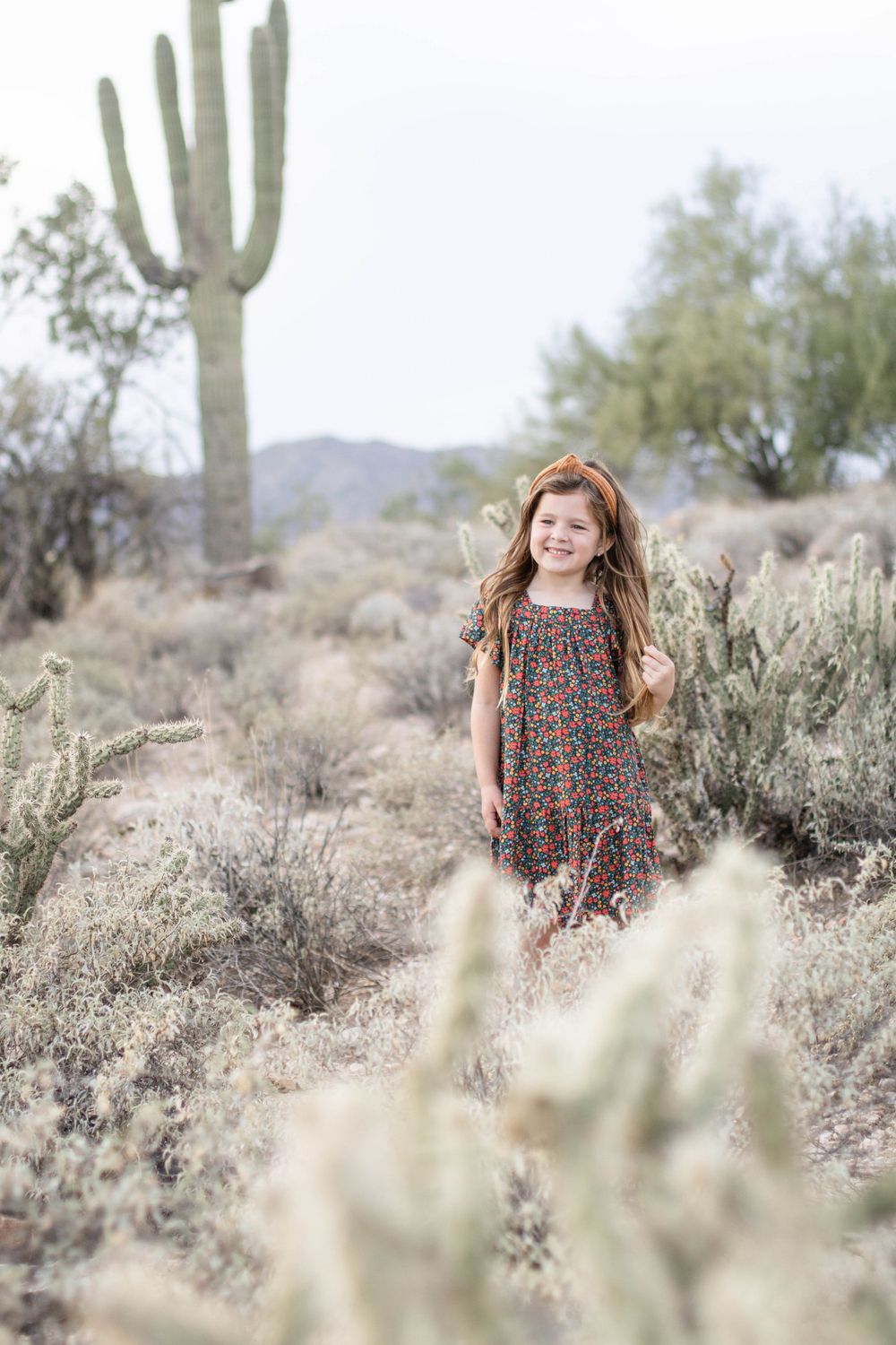 Family photographer in Knoxville. Outdoor family photos. Kid friendly photographer in Knoxville. Family portraits.