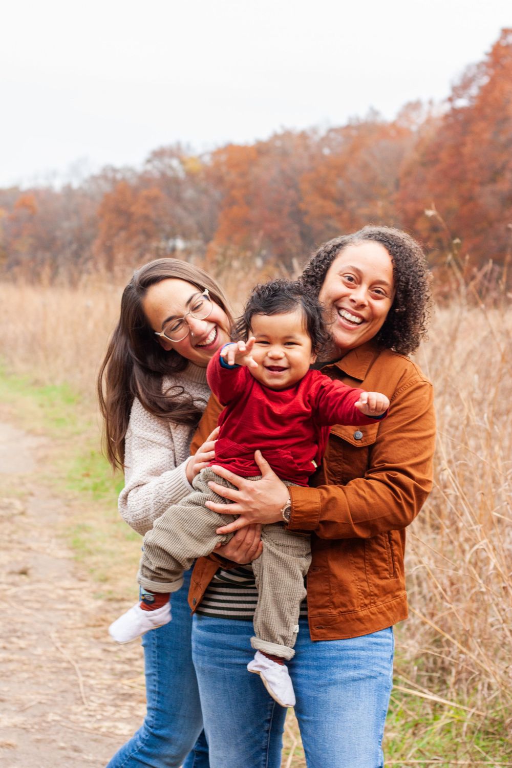 Ann Arbor, Photographer, Couples, Portraits, Headshots, engagement photos, graduation photography, family photography