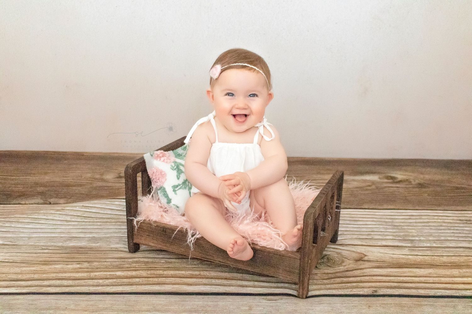 Sitter Milestone Photograph