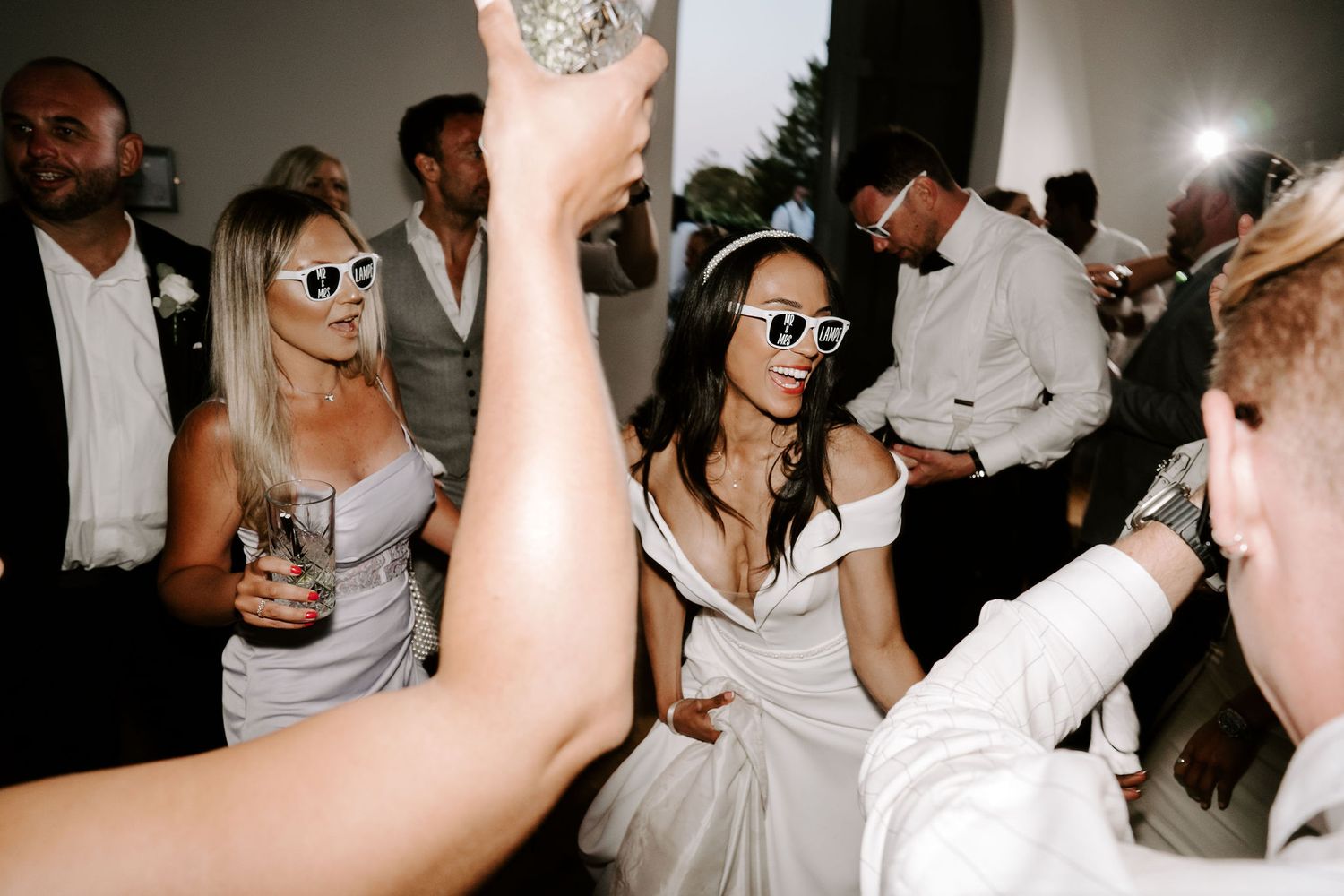 dancefloor-party-stockton-house-wedding-shropshire