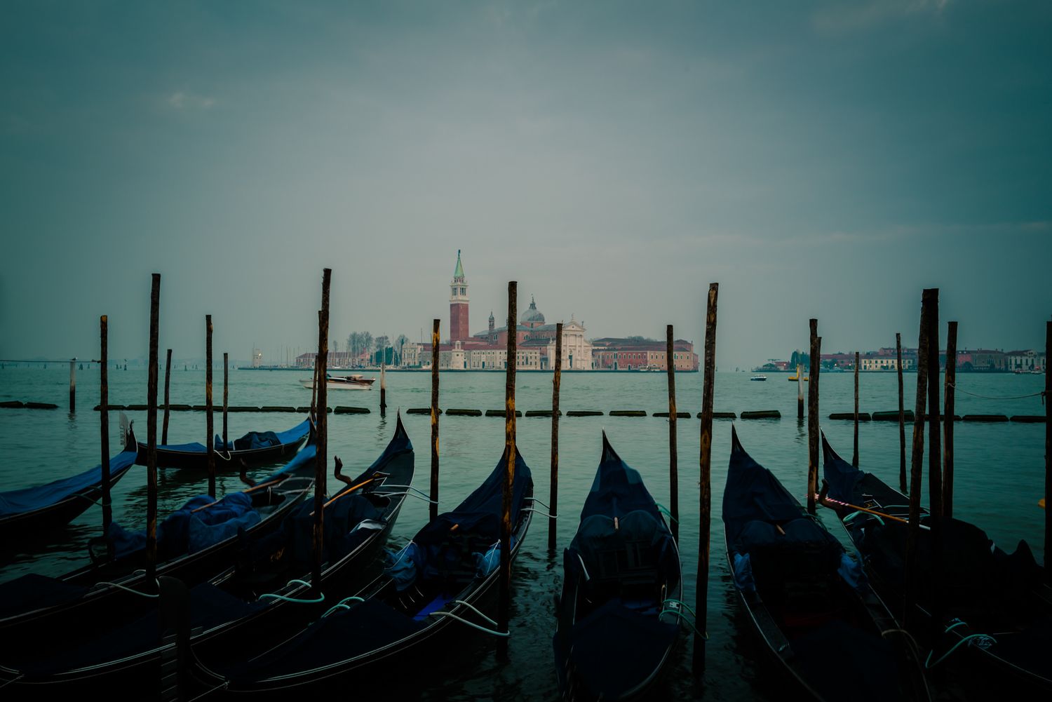 Capturing Mood and Atmosphere in Photography