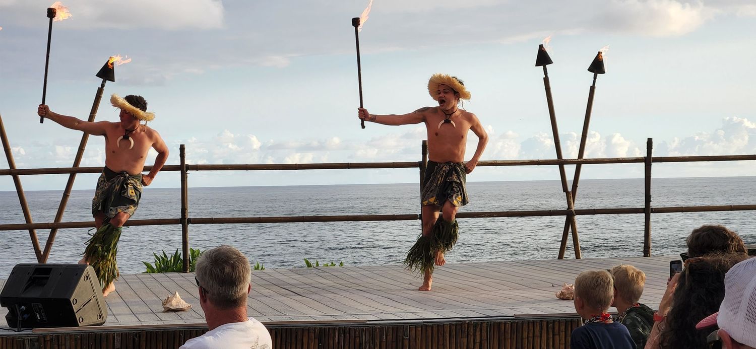 Luau dancers