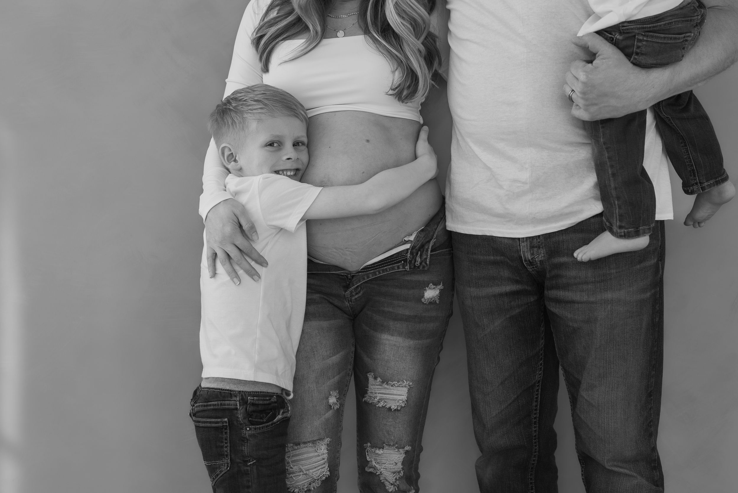 maternity, mom to be, pregnant, retro, vintage, studio session, ann arbor michigan
