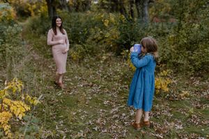 Fall mini sessions in Prince Edward County, Ontario Charlotte Buckle Photography