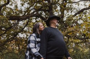 Fall mini sessions in Prince Edward County, Ontario Charlotte Buckle Photography
