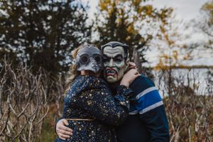 Fall mini sessions in Prince Edward County, Ontario Charlotte Buckle Photography
