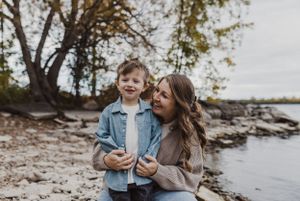Fall mini sessions in Prince Edward County, Ontario Charlotte Buckle Photography