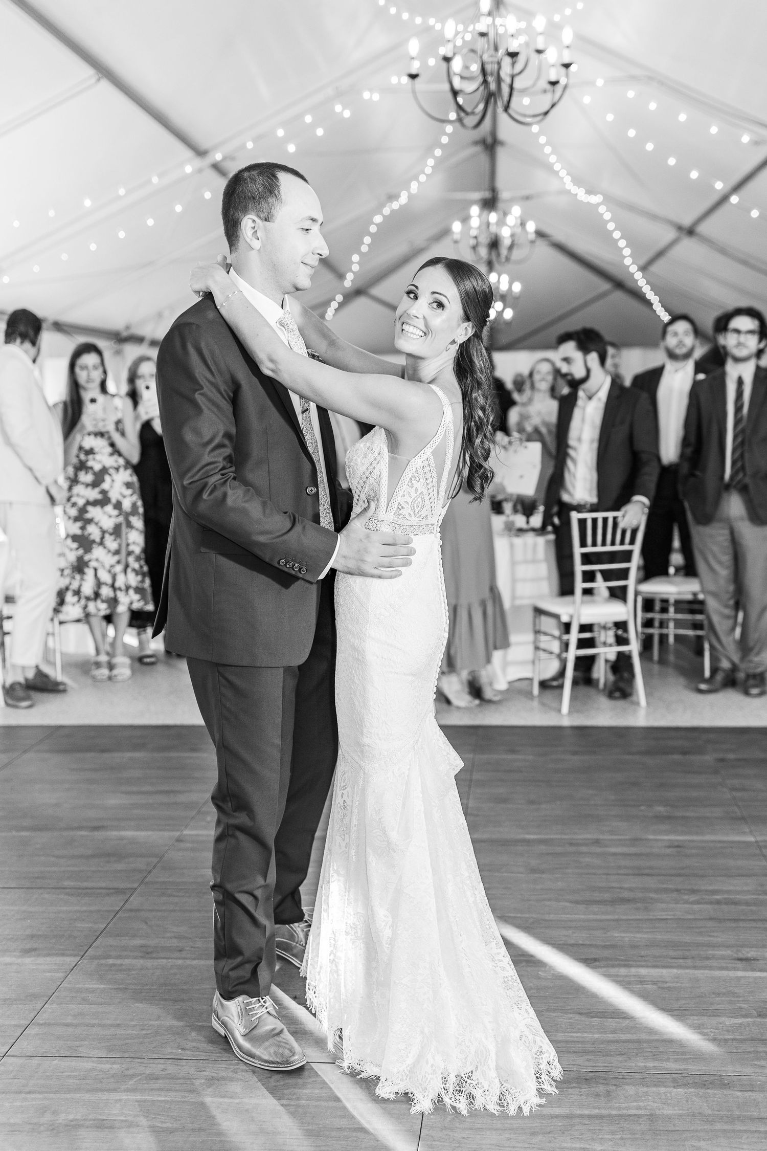 RUST MANOR HOUSE LEESBURG VIRGINIA WEDDING PICTURES RECEPTION