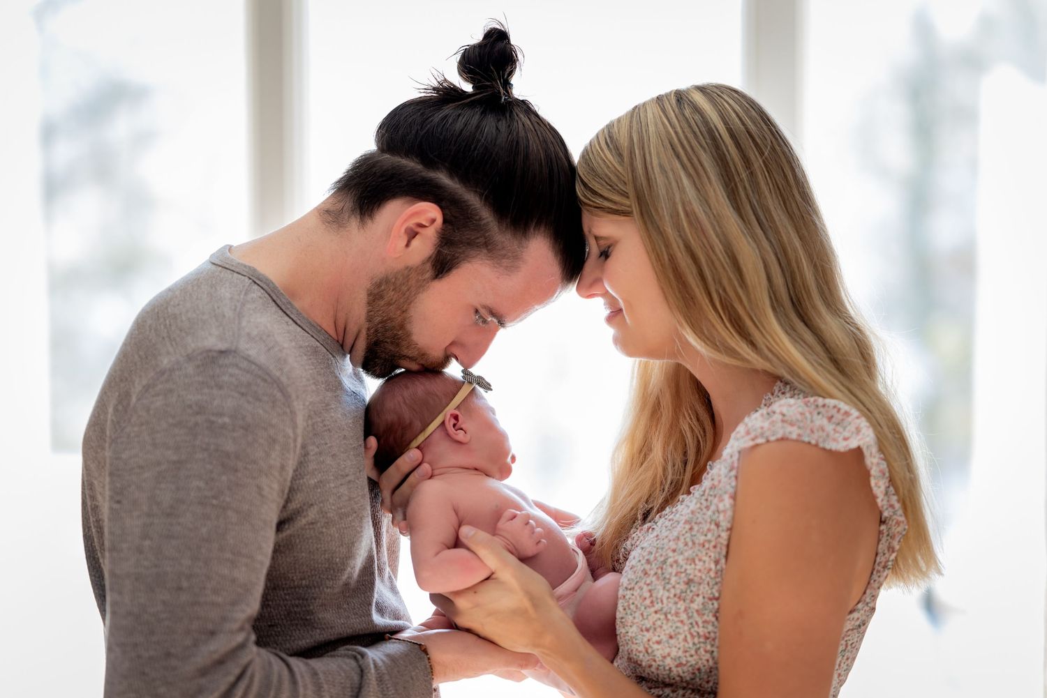 Family Portraits - Newborn Session - Radiant Reflections Photography - Warsaw Indiana
