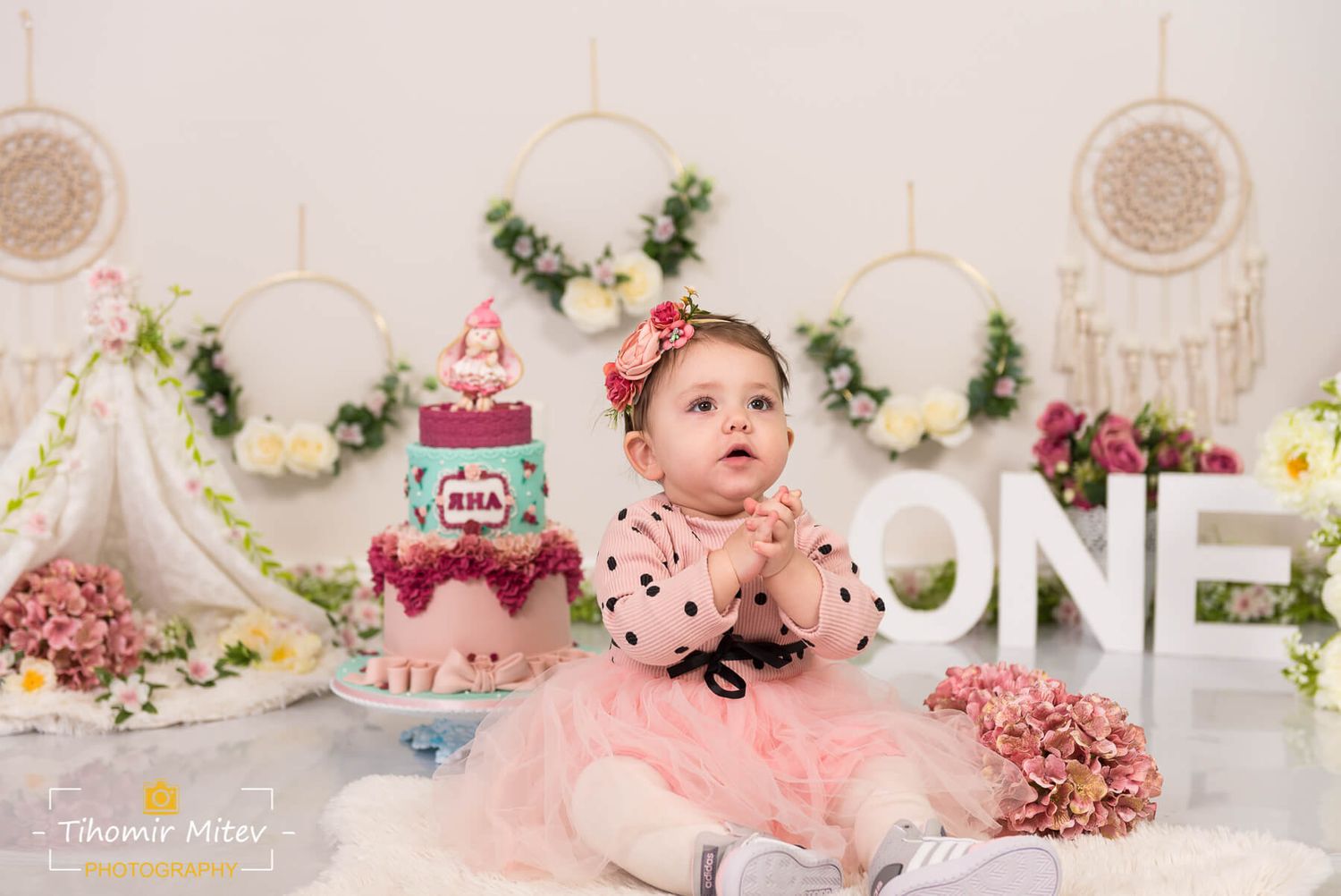 Първа годинка на Яна cakesmash