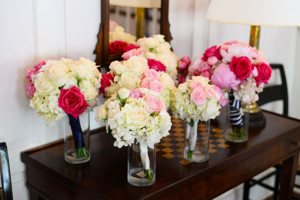 Wedding details at Chagrin Valley Hunt Club in Ohio.