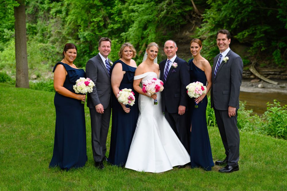 Bride and groom with bridal party on wedding day in Kirtland, Ohio.