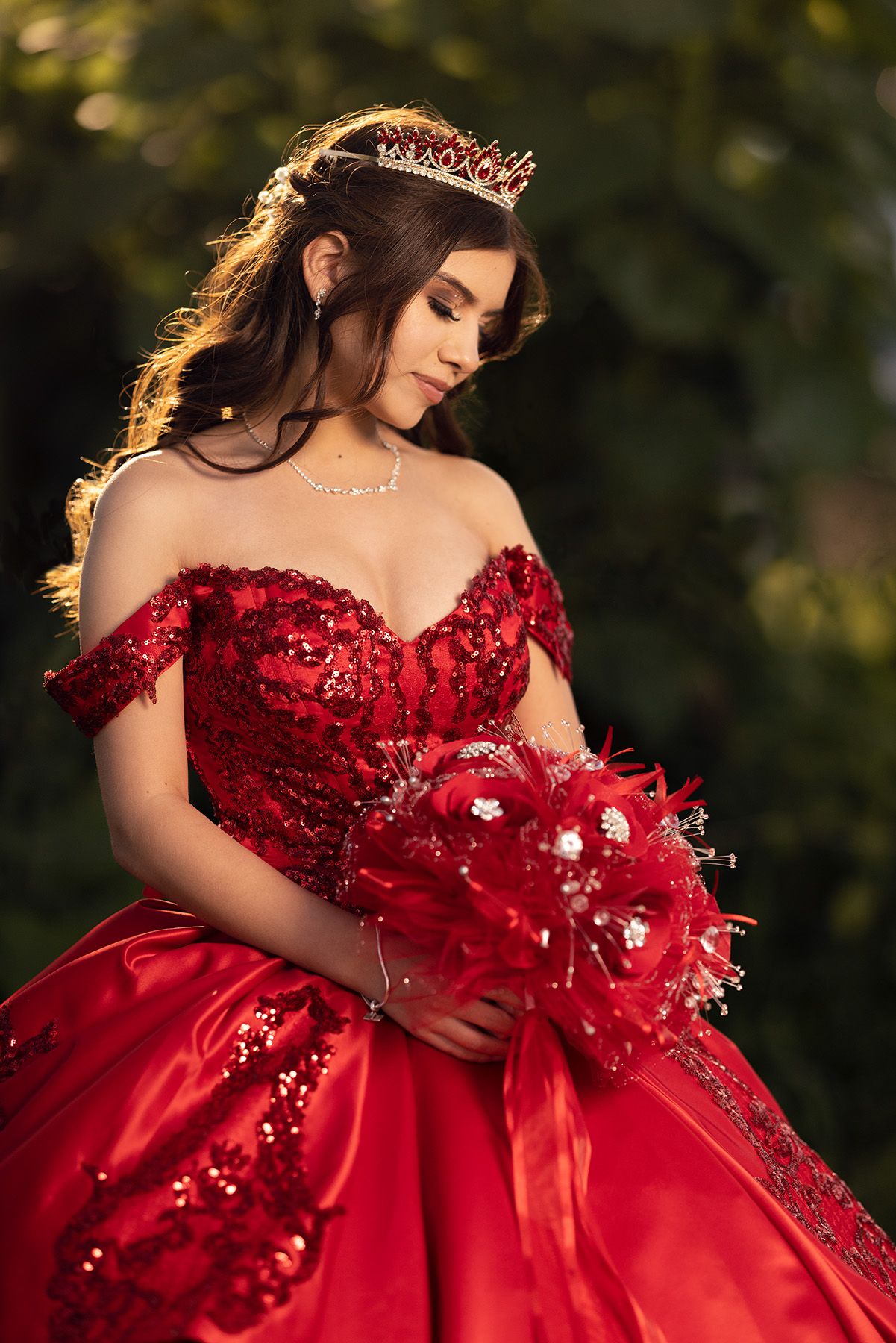 Quincenera posing in her beautiful dress Minneapolis Minnesota photographer