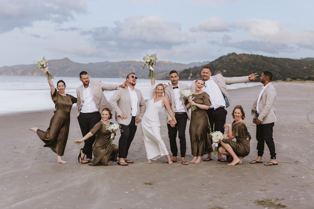 bridal party, beach wedding in Matarangi, coromandel