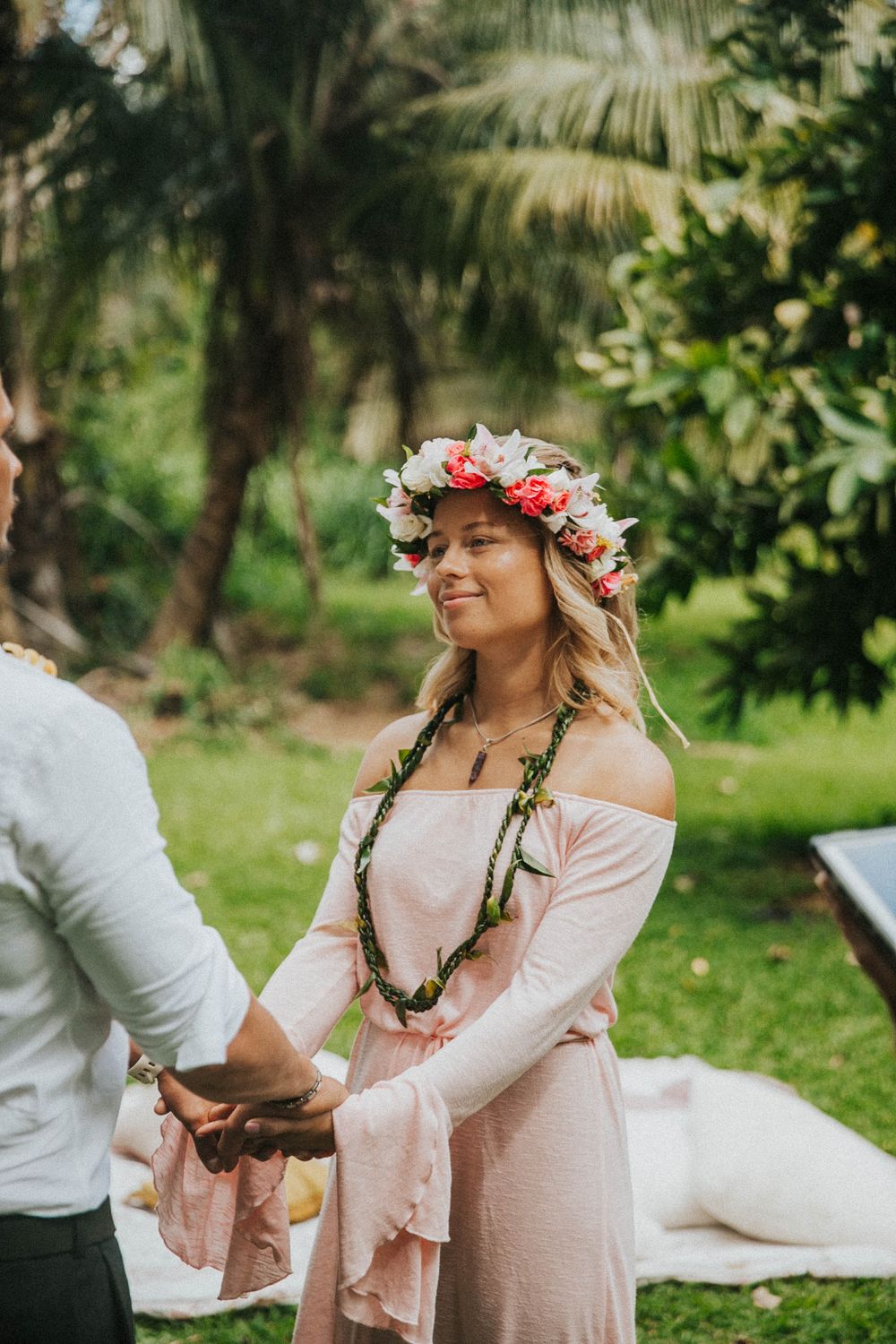 Oahu Wedding Photographer, Hawaii Wedding Photographer,Oahu Elopement Wedding Photographer,North Shore Oahu Photographer