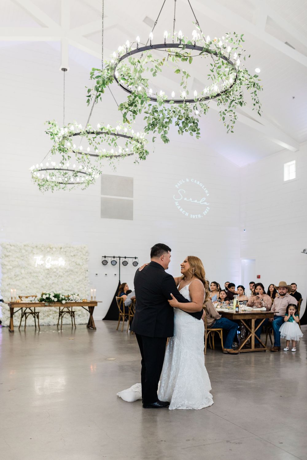 bridal photography, wedding photography, outdoor wedding, wedding floral