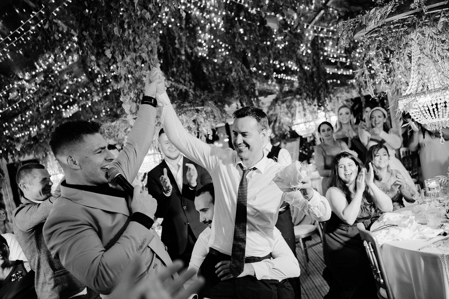 ESSENTIAL QUESTIONS TO ASK A WEDDING VENUE