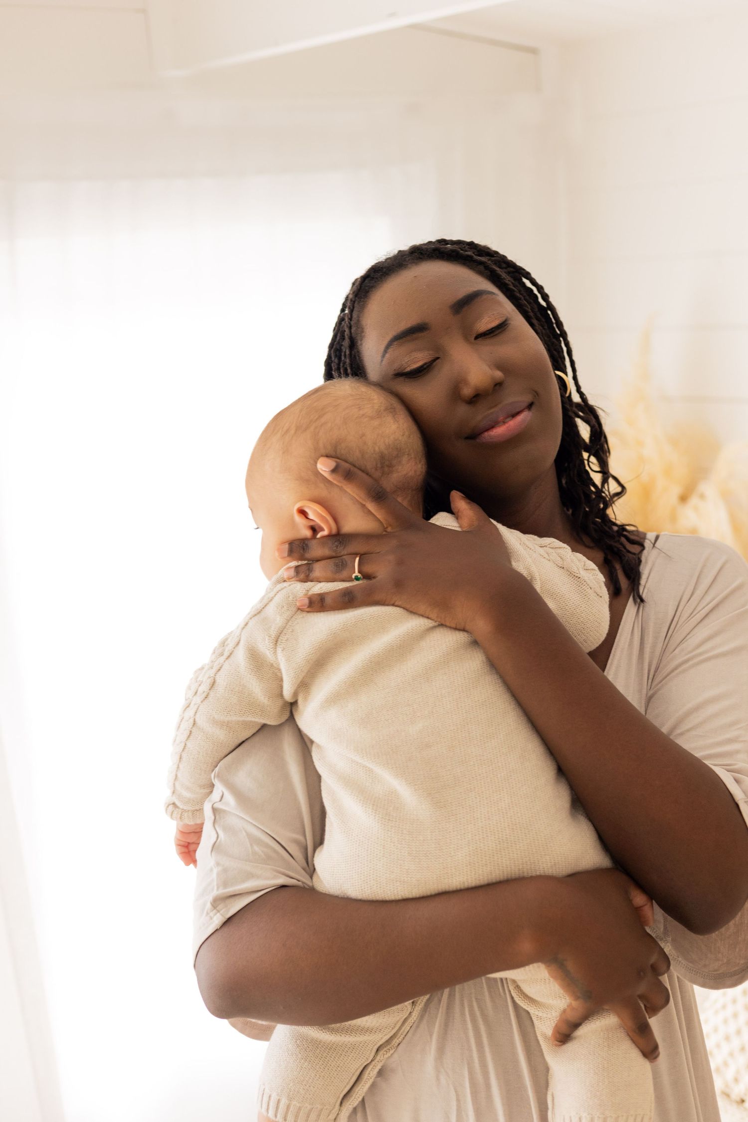 newborn baby maternity first birthday cakesmash photoshoot Dorset family photographer