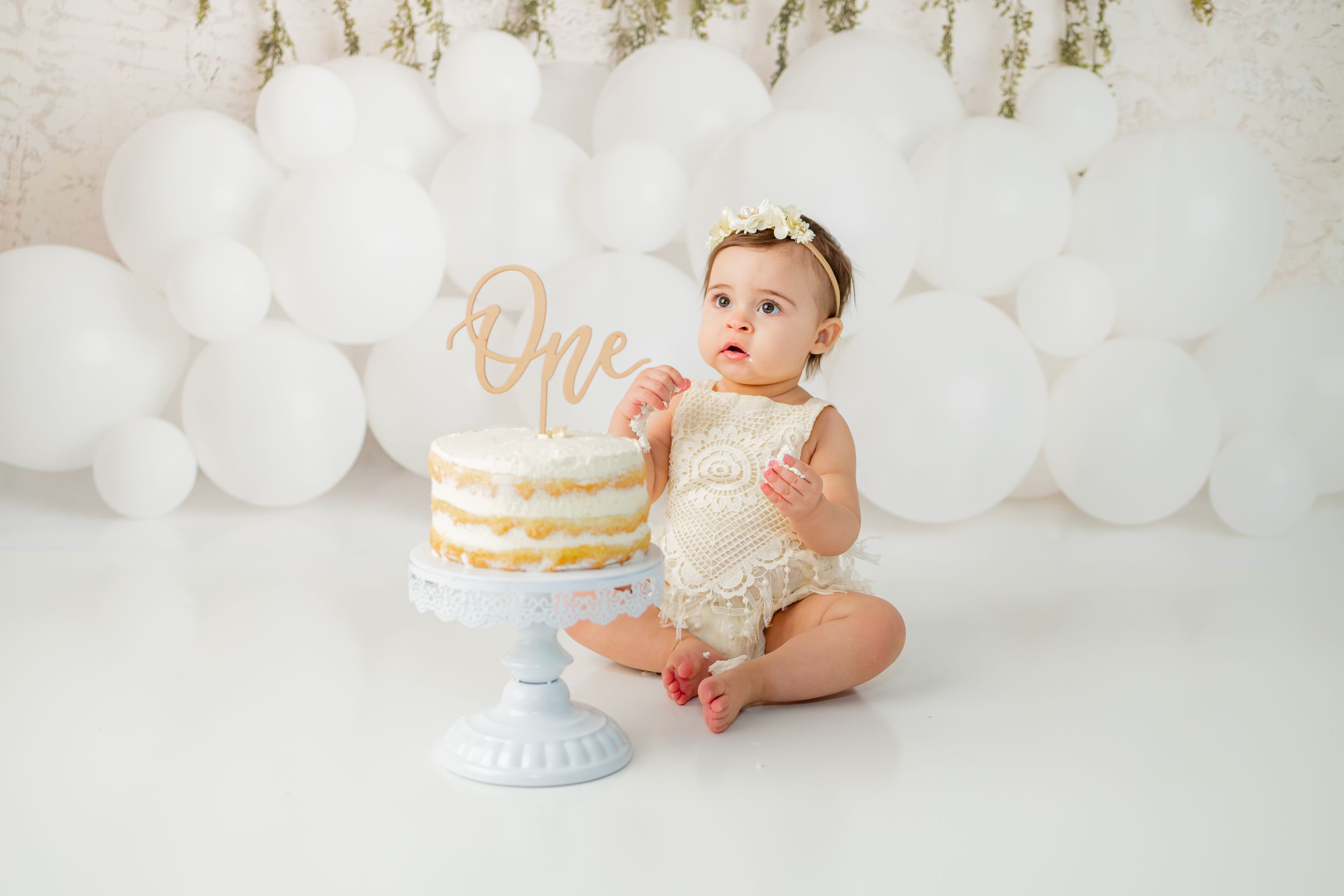 One year old balloon cake smash studio session