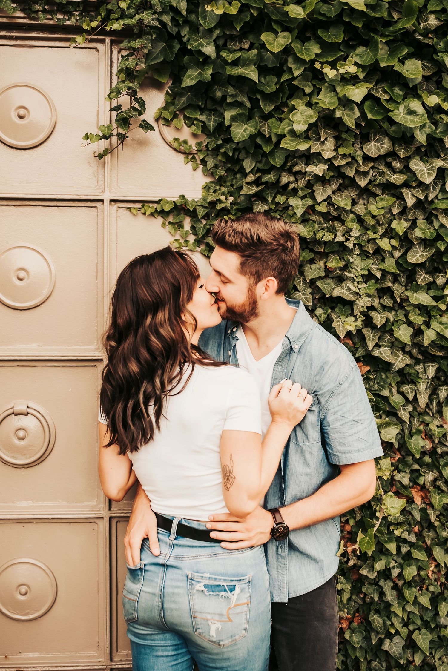 best engagement photographer in cincinnati