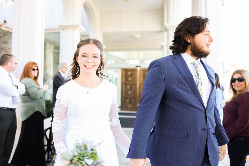 A couple that was just married exiting the Bountiful Temple in Utah