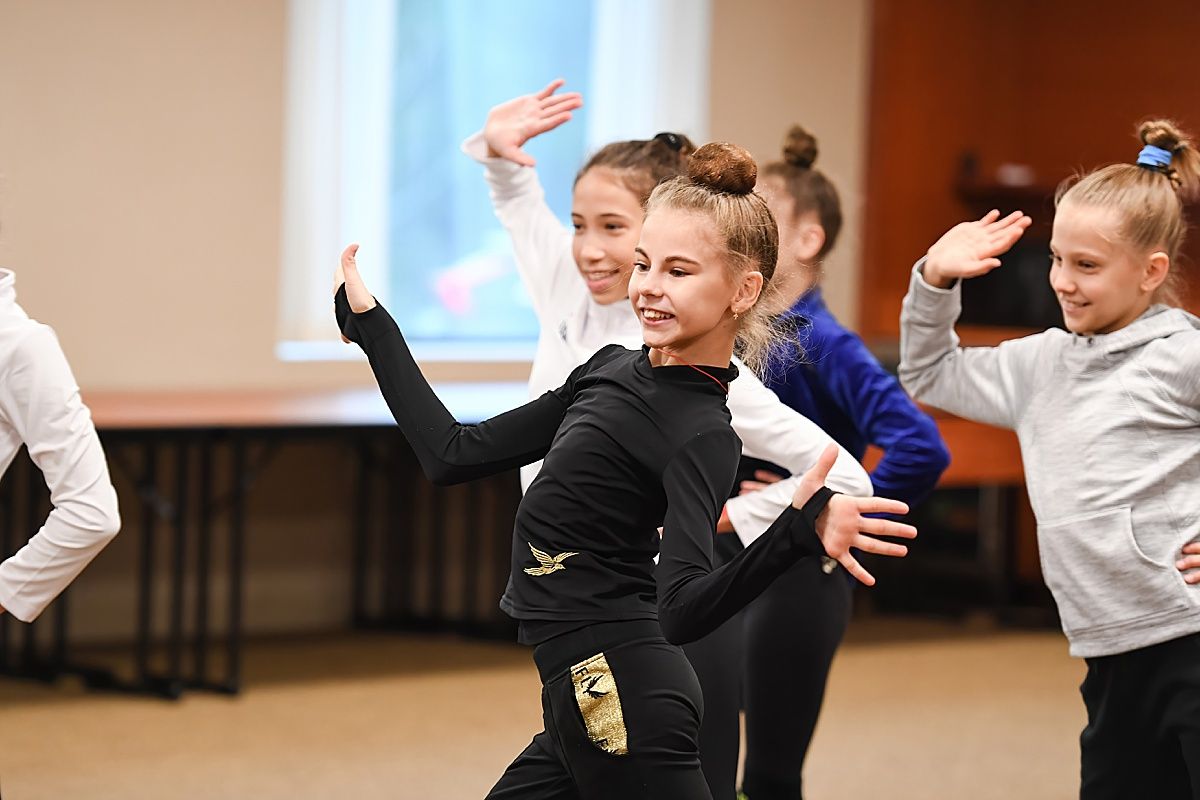 Expressive gymnasts captured by Rhythmic gymnastics photographer