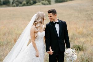 Hayley Faith Photographer Minnesota Stunning Wedding Photos