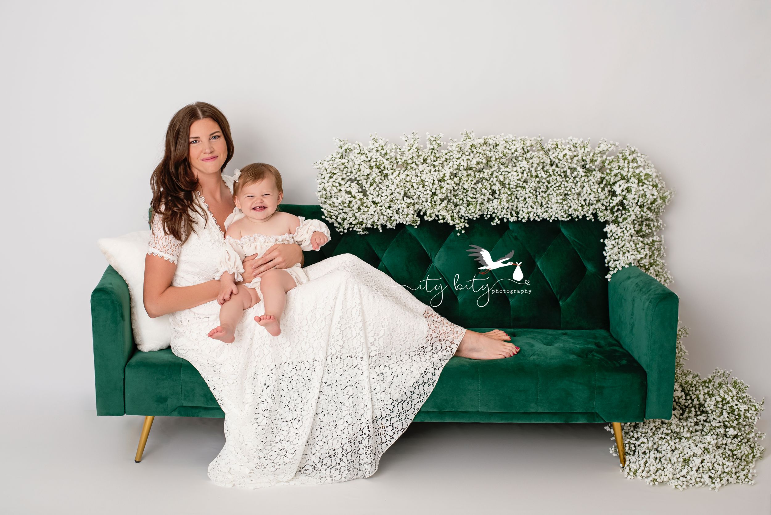 Mama & Maxine Cleveland Ohio Photographer Floral Mini Session in Studio
