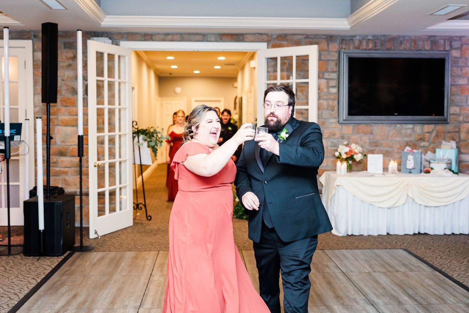 Lehigh Valley Wedding Photographer at The View at Morgan Hill Fall Wedding