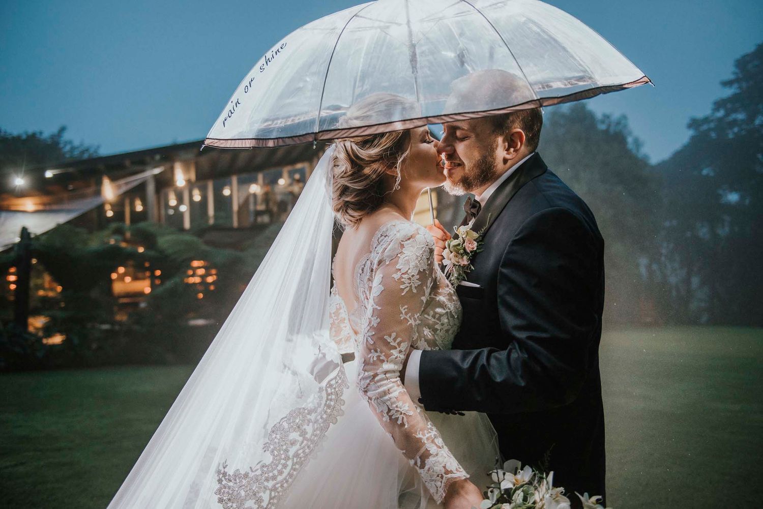 romantic wedding photo, bride and groom in love, Antigua Guatemala wedding, luxury wedding photographer, destination wedding photography