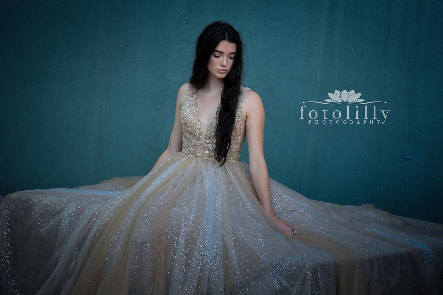 fortworth-dallas-quinceañera-photography-quince-dress-fotolillyphotography