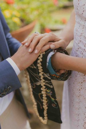 handbinding ritueel bruiloft italië