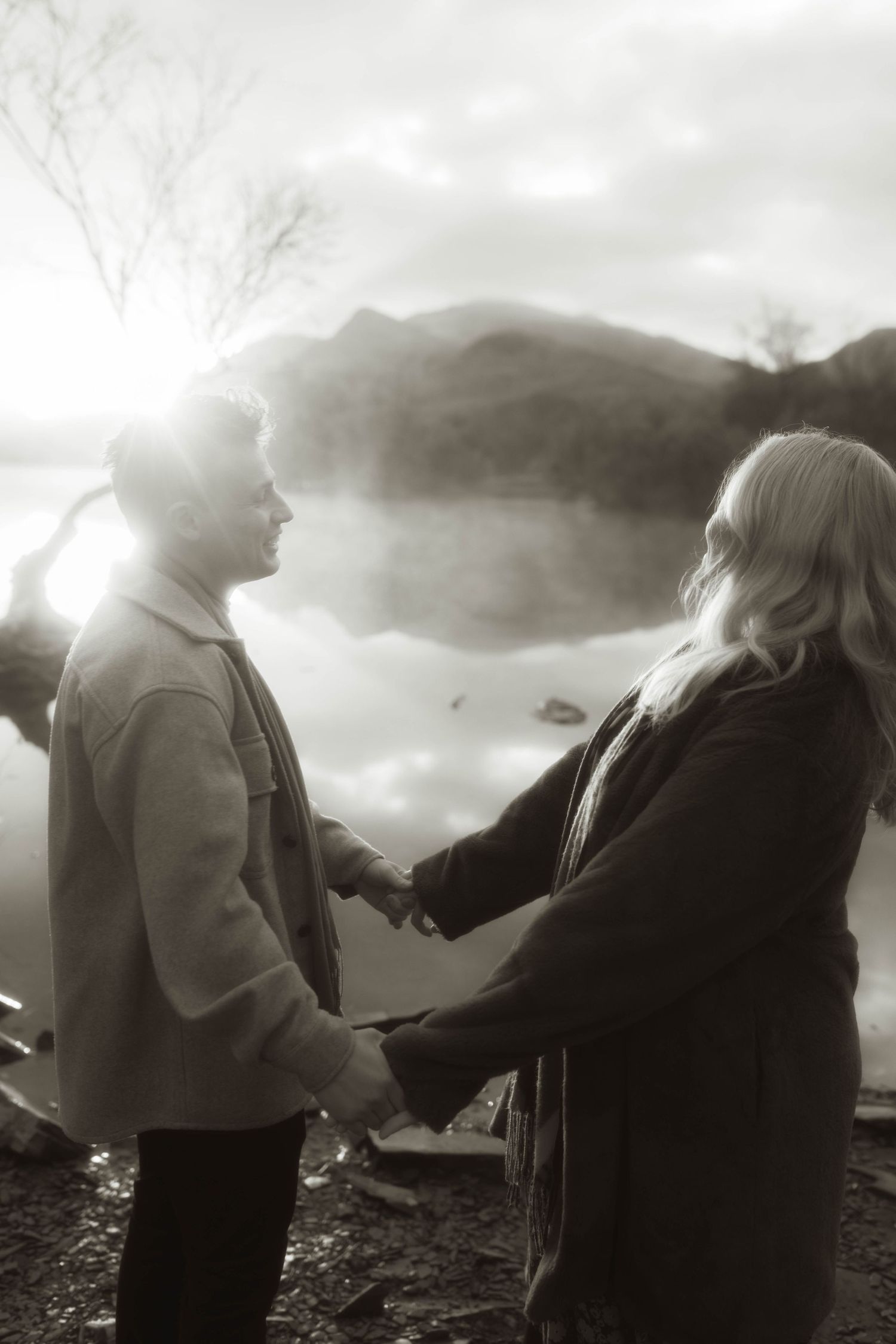 couples photoshoot snowdonia llyn padarn sunrise