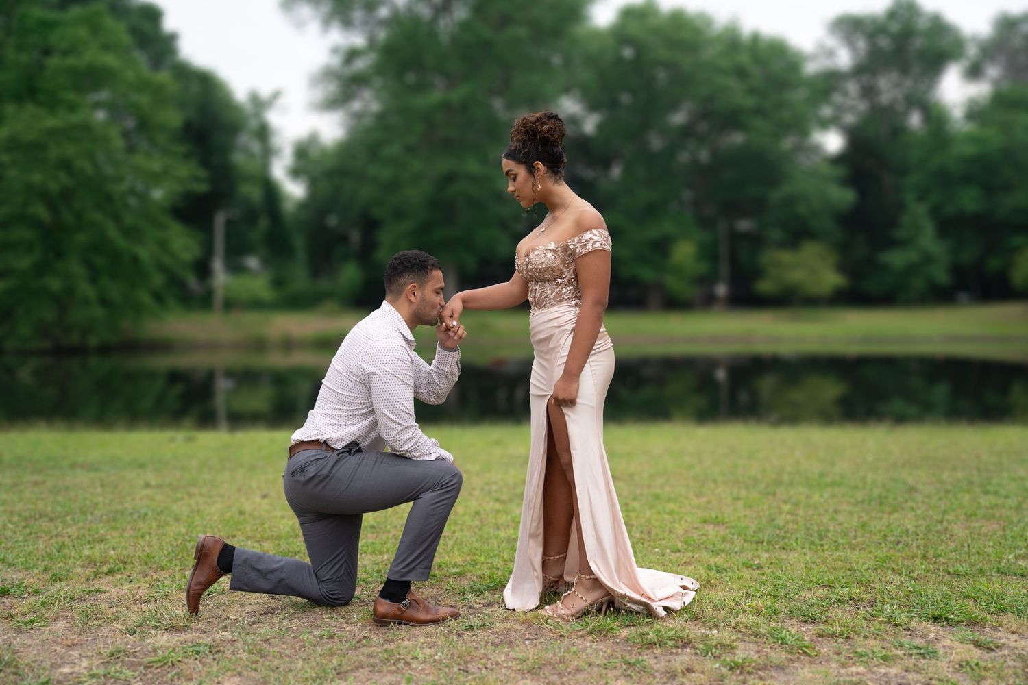 A romantic outdoor daughter and dad scene unfolds across multiple photos in a grassy field.