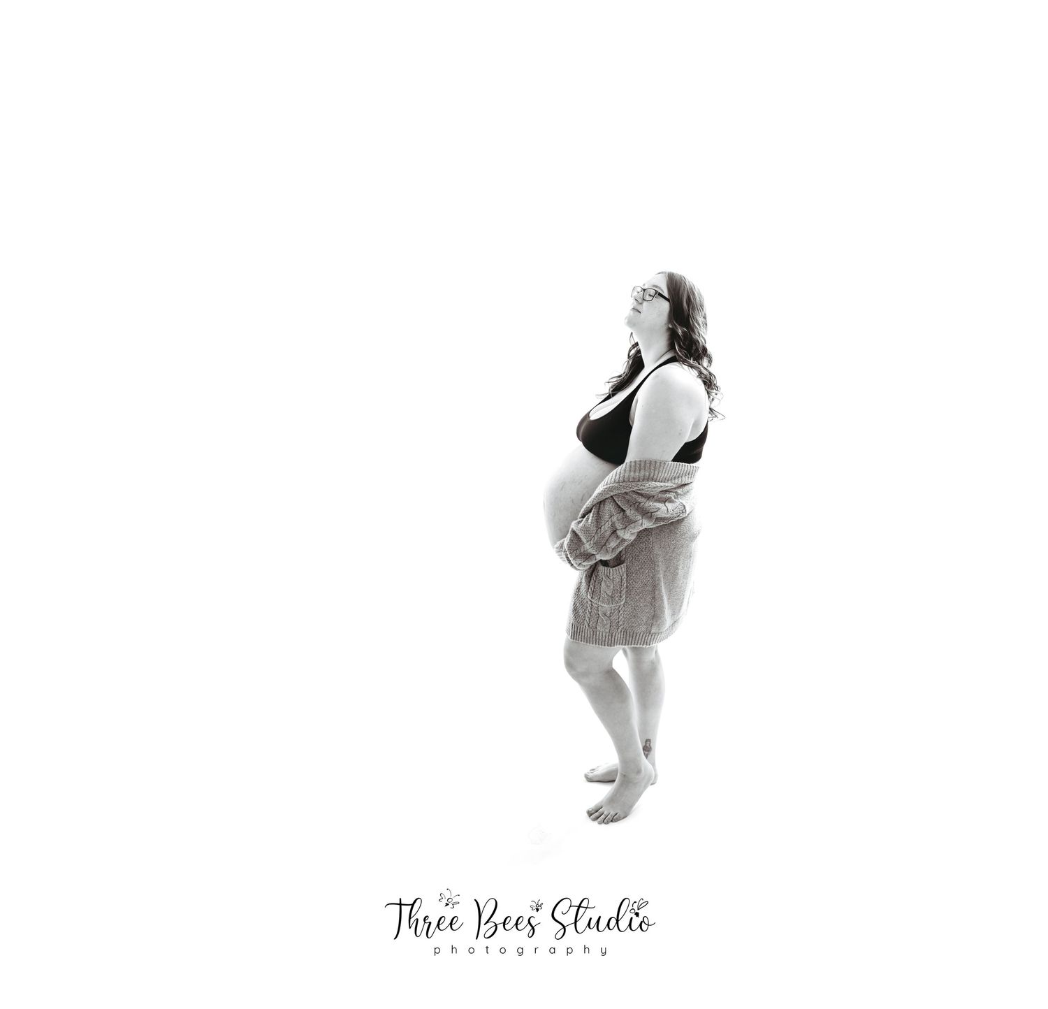 Black and white artistic maternity silhouette.