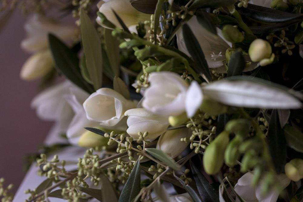 Brides wedding flowers at St.Leonards Vineyard in Wahgunyah, located in the Corowa Rutherglen Winery Region