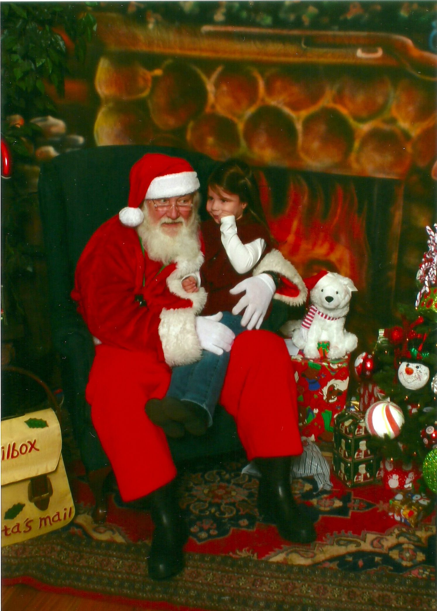 Meeting Santa pictures; Santa photoshoot; Santa mini session; South Carolina Christmas photos