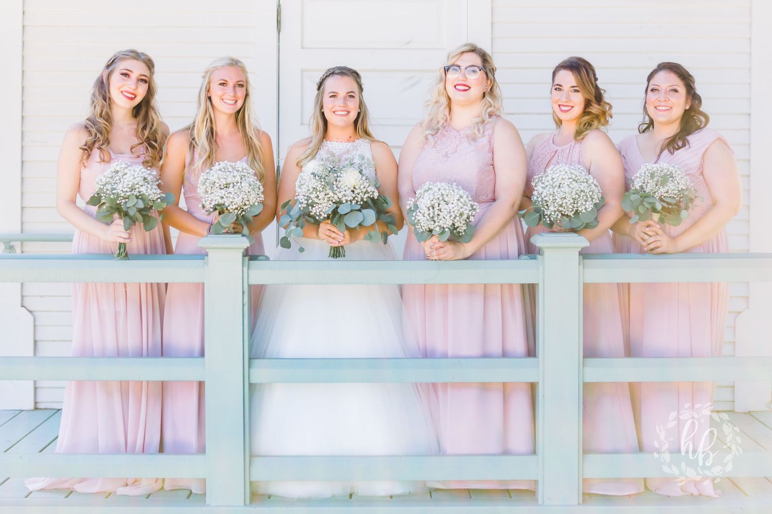 strathearn historical park wedding barn wedding photos wedding photographer