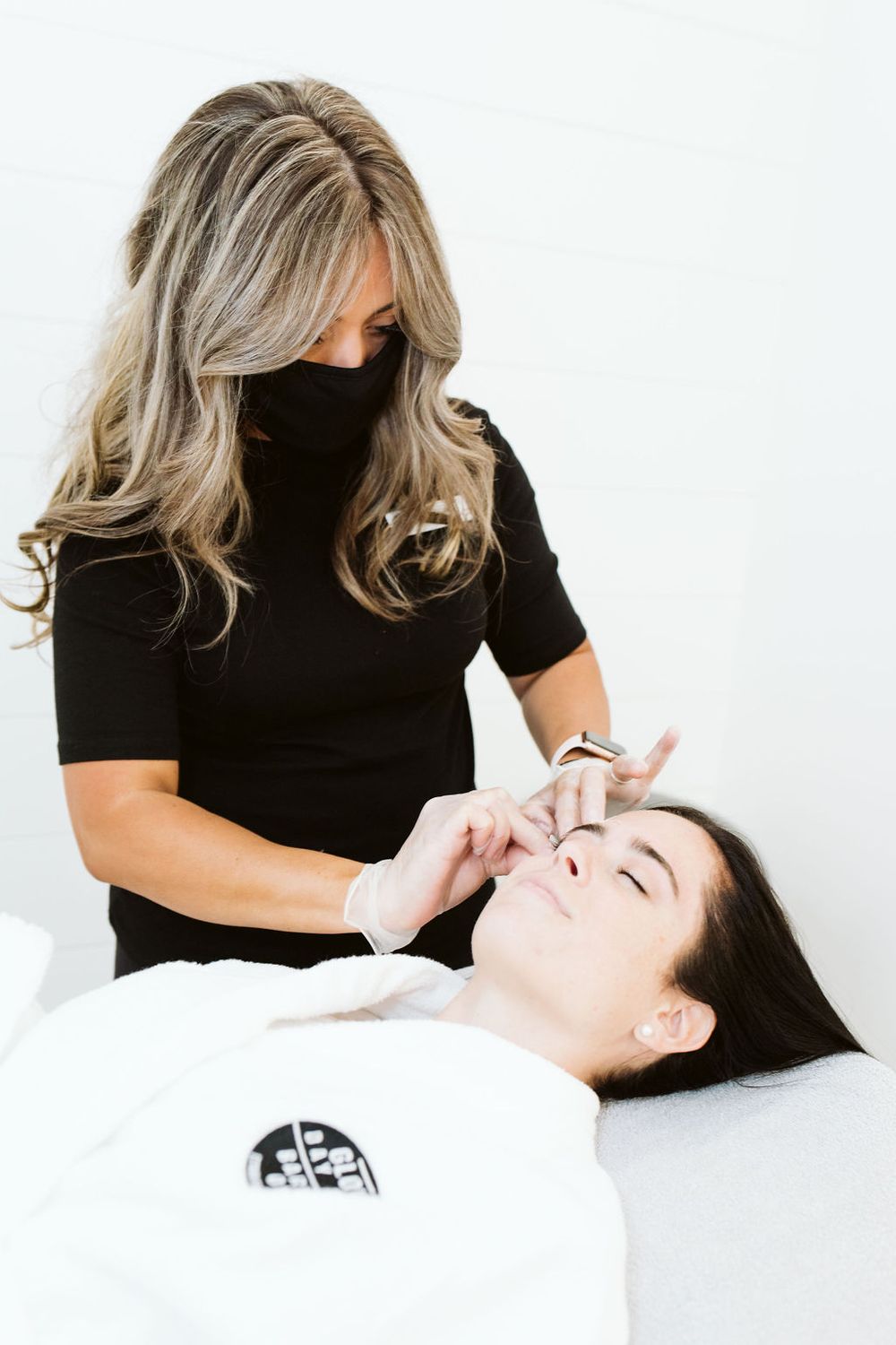 Treatment Room Waxing *& Tinting services for reshaping and eyebrow waxing