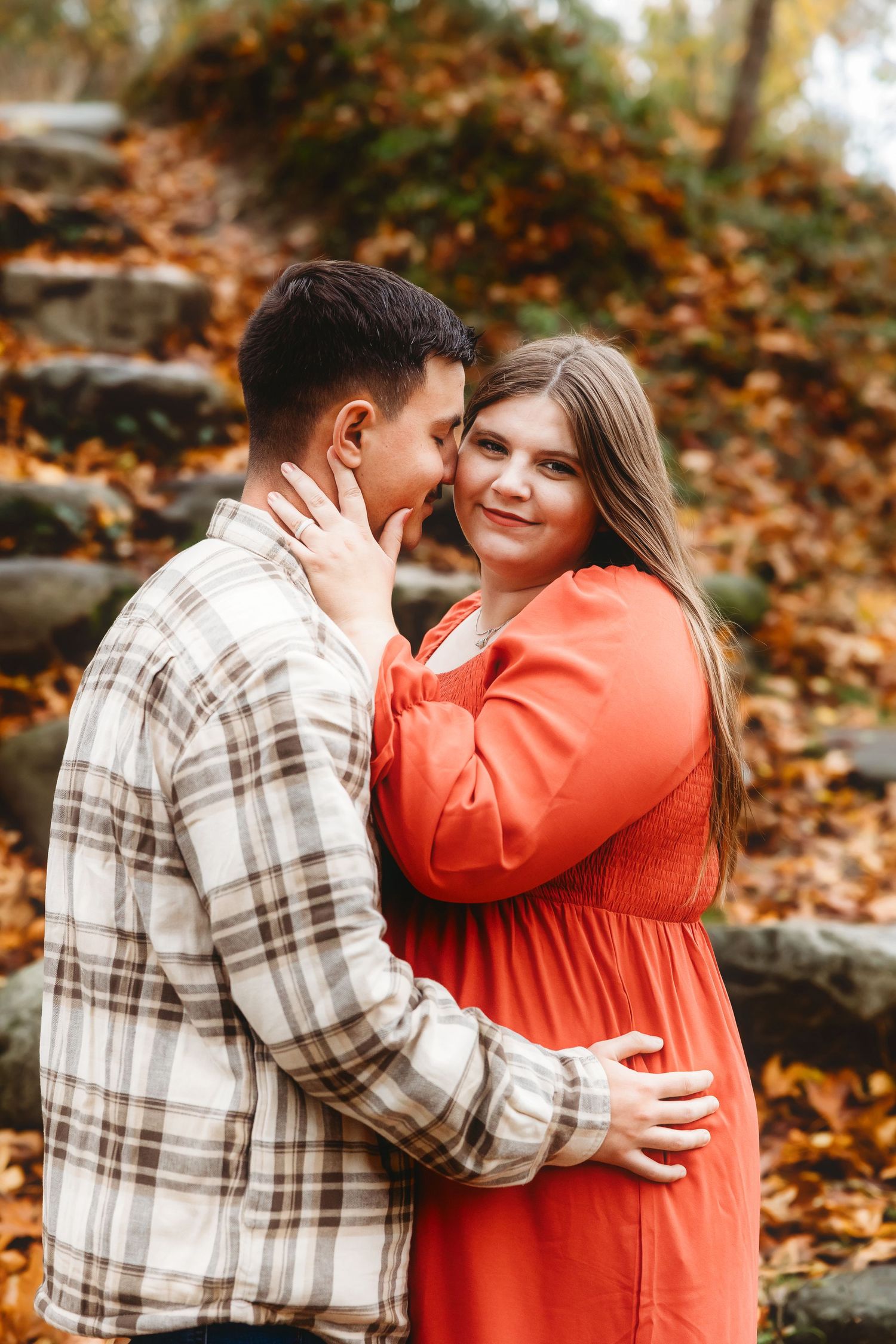 Fall maternity session at For Steilacoom park in Lakewood