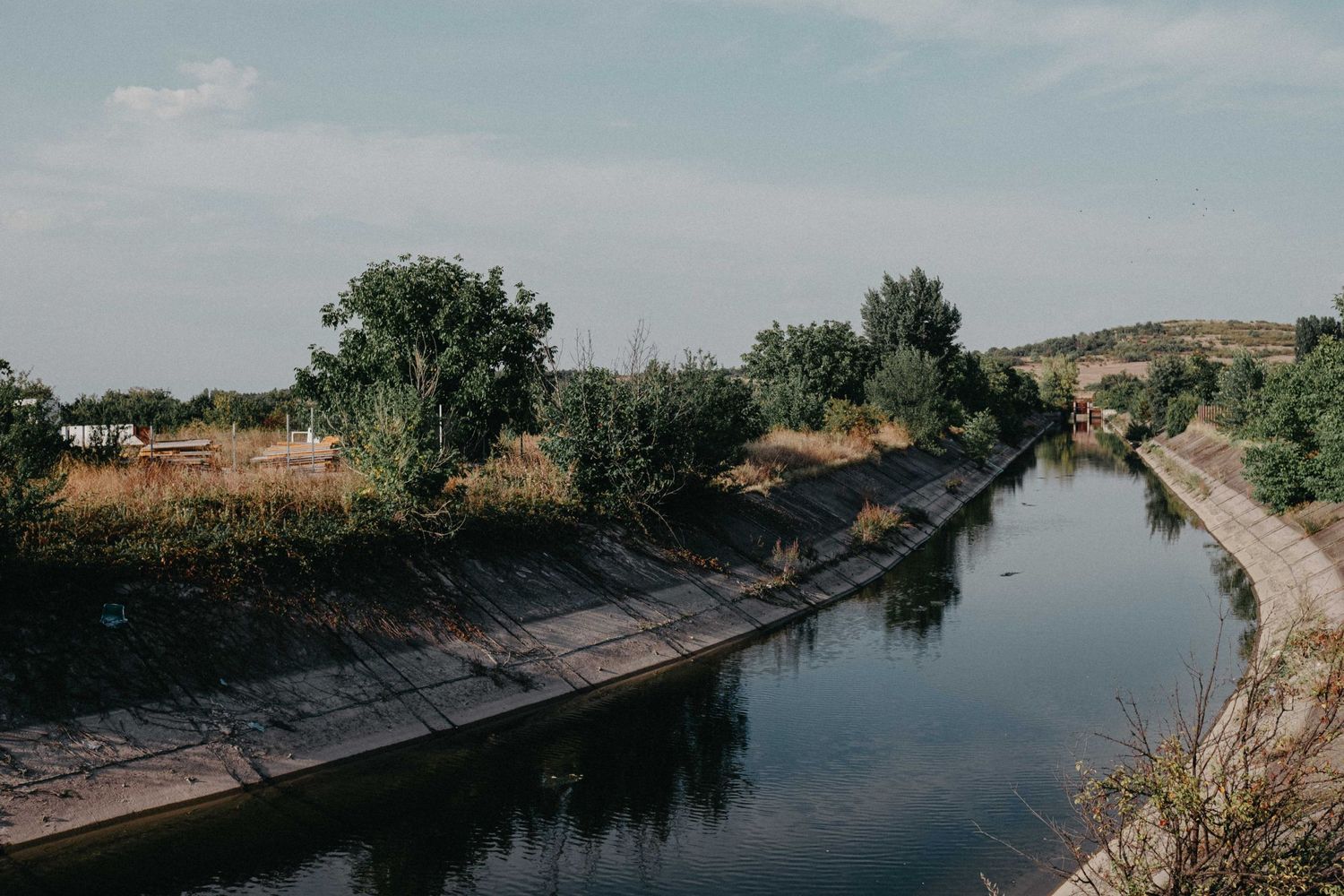 пътуващ сватбен фотограф, влюбени, бохо сватба, градинска сватба, ресторант, сватбени снимки, Русе, Варна, Пловдив