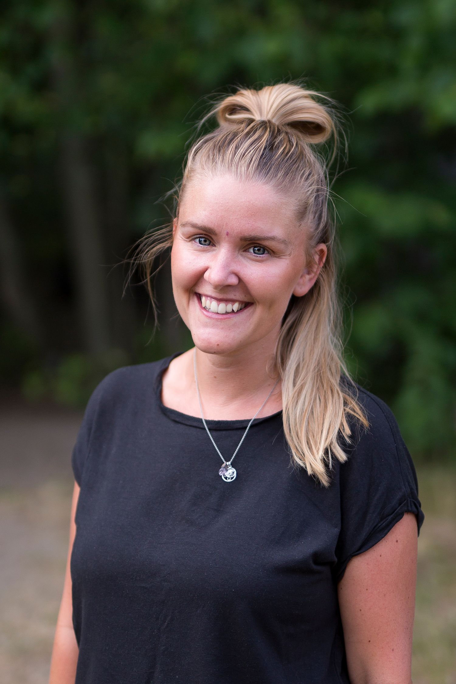 Portræt af fotografen Nadia Hvilsom