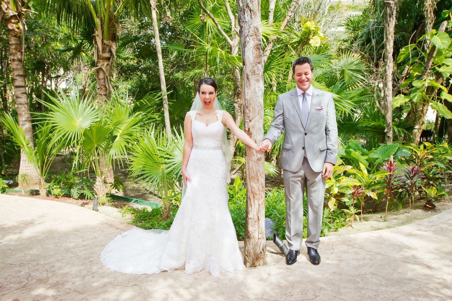 Outlander' Stars Reunite at Richard Rankin's Wedding: See the Cast Photos, image size:1500x1000